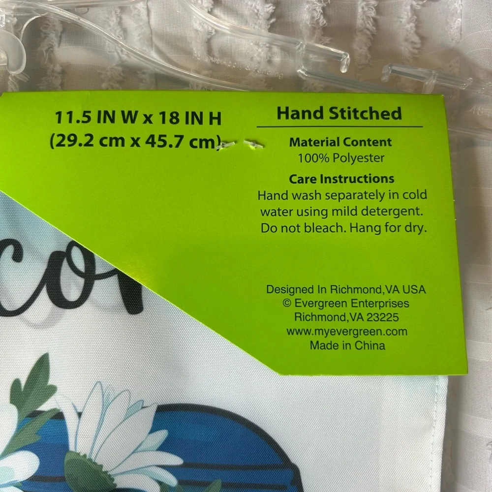 Welcome Garden Flag with Blue‎ Truck and Daisies